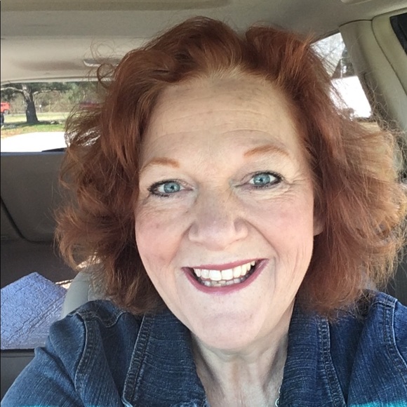 Meet your Posher, Alice - Picture 1 of 1